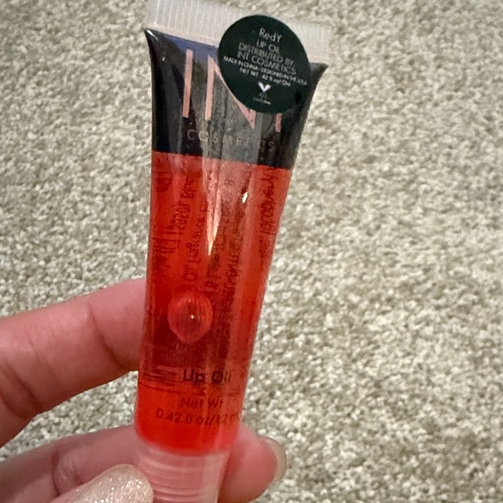 Red Lip Oil